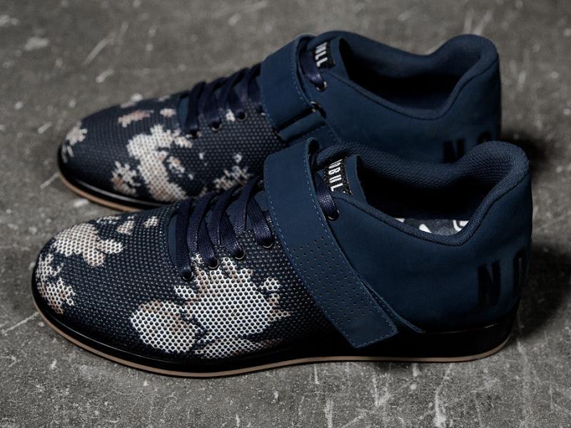 Navy Nobull Dark Floral Gum Men's Lifters Shoes | CA I1004L